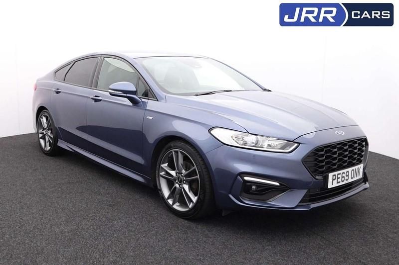 Blue Used 2019 Ford Mondeo ST-Line Hatchback | £11,030 (Fair price) - Image 1/4
