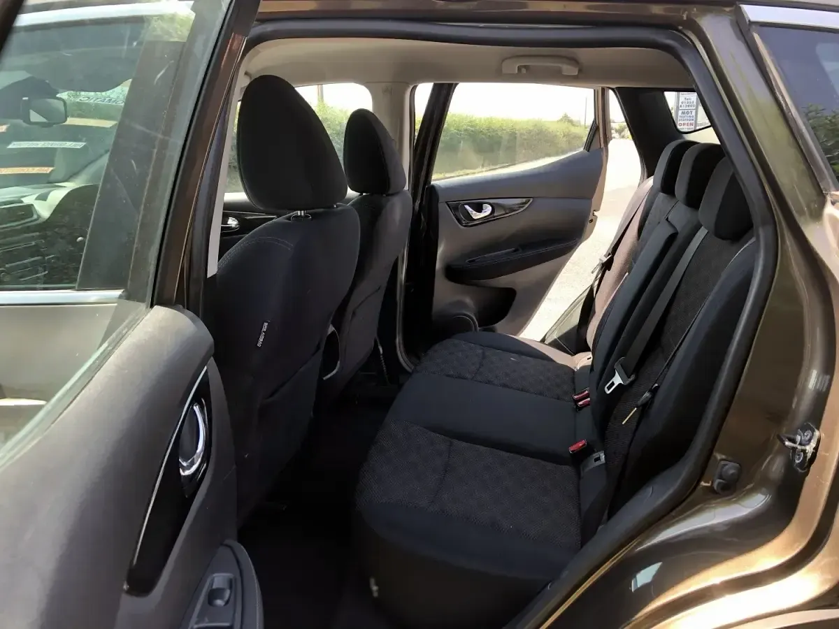 Used Nissan Qashqai Acenta 130 HP (95 kW) 2014 Beige SUV