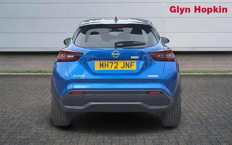 Used Nissan Juke Tekna 143 HP (105 kW) 2023 Blue SUV