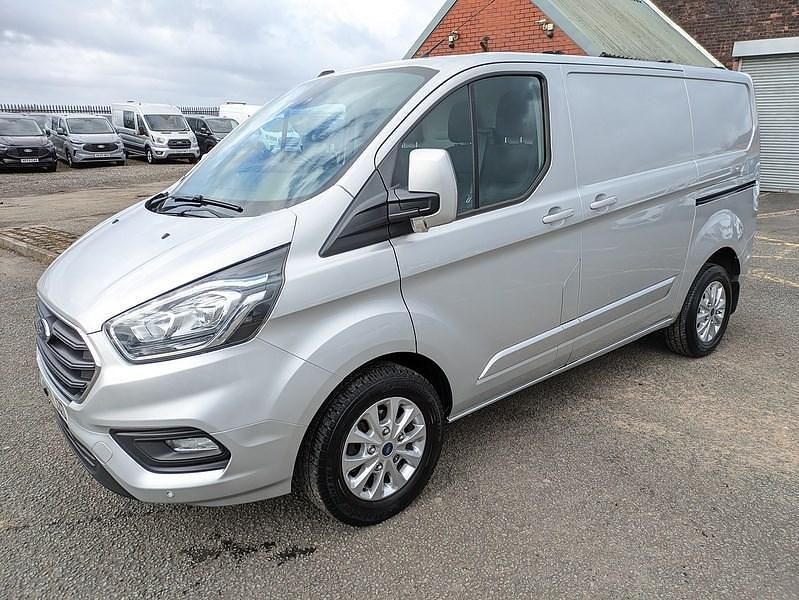 Used Ford Transit Custom Limited 130 HP (95 kW) 2021 Silver Van