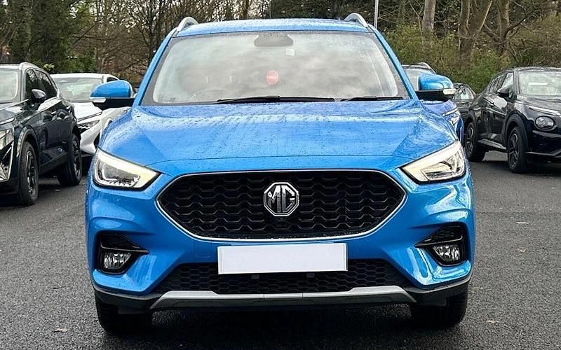 Used MG ZS Exclusive 106 HP (77 kW) 2024 Hatchback