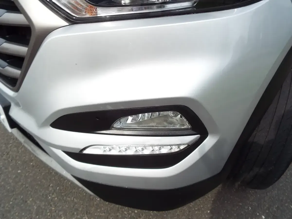 Used Hyundai Tucson SE 116 HP (85 kW) 2016 Silver SUV
