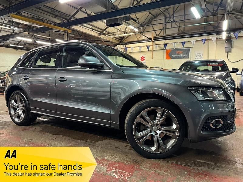 Grey Used 2011 Audi Q5 S-Line SUV | £5,491 (Fair price) - Image 1/4