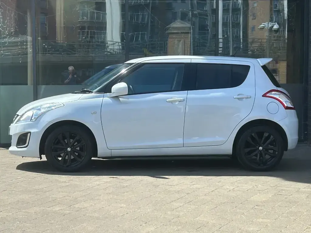 Used Suzuki Swift SZ-L 2016 White Hatchback