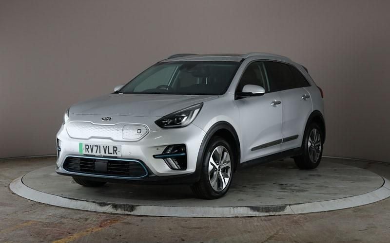 Used 2022 Kia e-Niro SUV | £16,393 (Super price) - Image 1/3