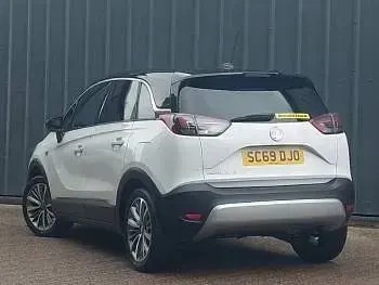 Used Vauxhall Crossland X 2020 White SUV