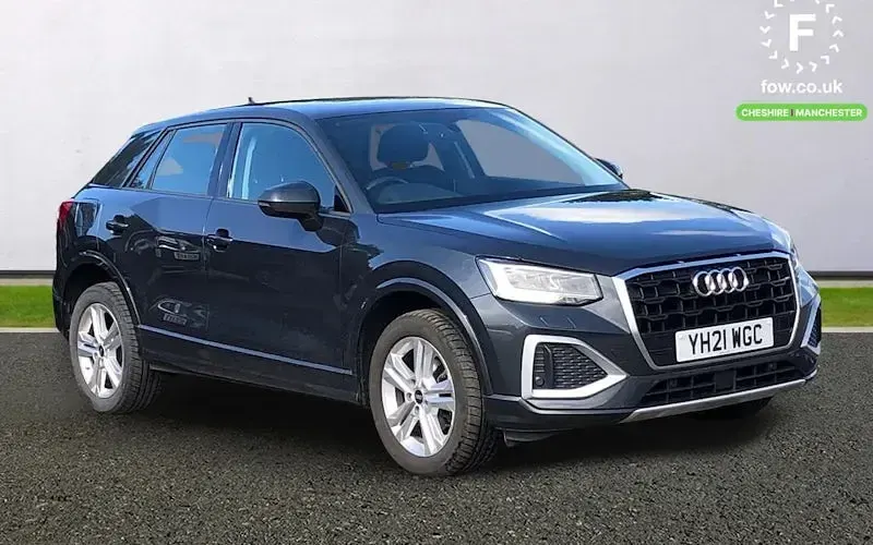 Usado Audi Q2 Sport 110 HP (80 kW) 2024 SUV