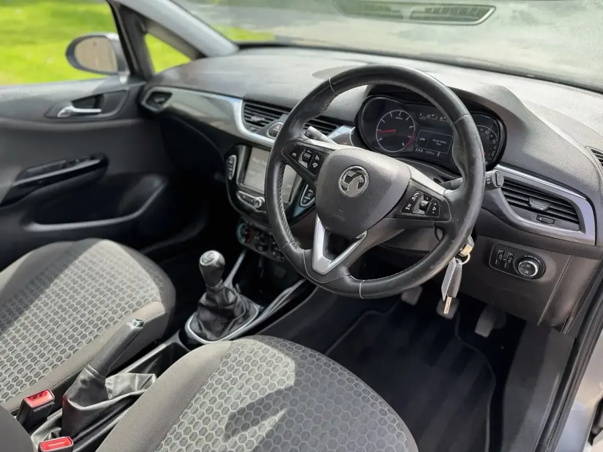 Used Vauxhall Corsa 90 HP (66 kW) 2019 Grey Hatchback