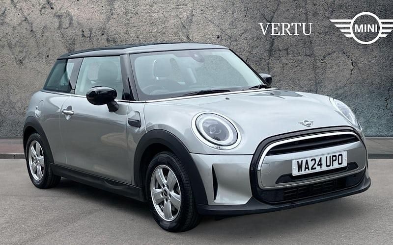 Używany Mini Cooper Classic 136 KM (100 kW) 2022 Hatchback