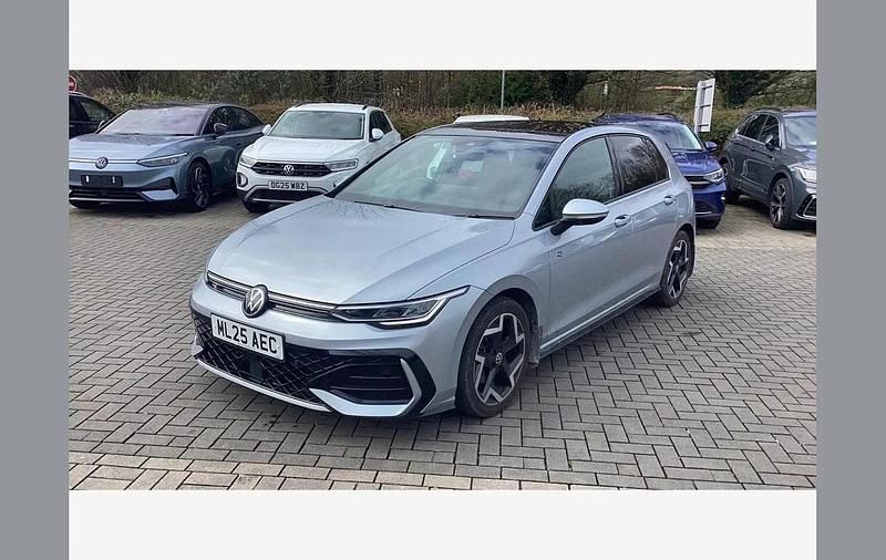Used VW Golf VIII R-line 150 HP (110 kW) 2025 Silver Hatchback