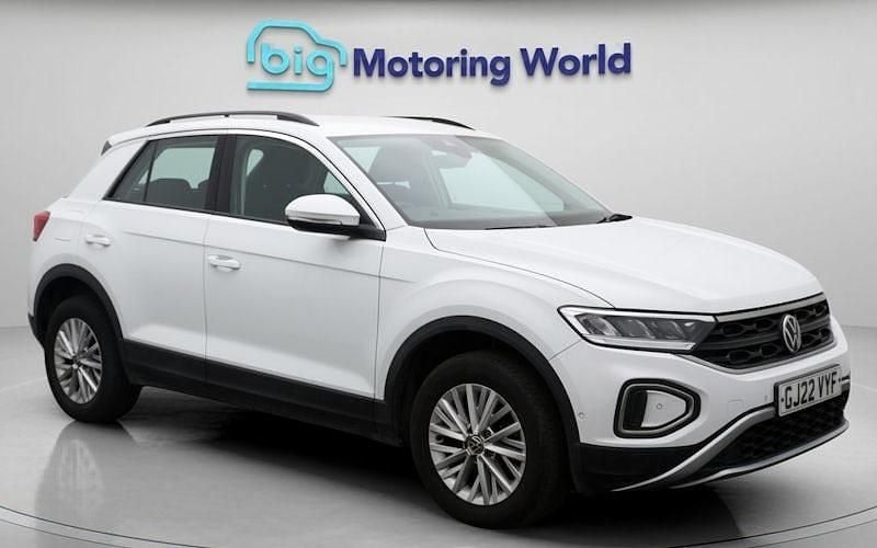 Used 2024 VW T-Roc Life SUV | £15,607 (Super price) - Image 1/4