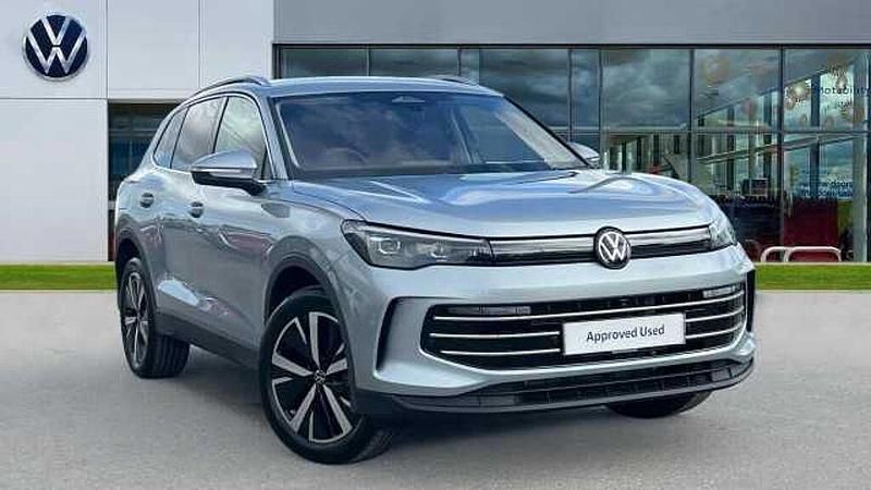 Used 2025 VW Tiguan SUV | £37,973 (Expensive) - Image 1/4