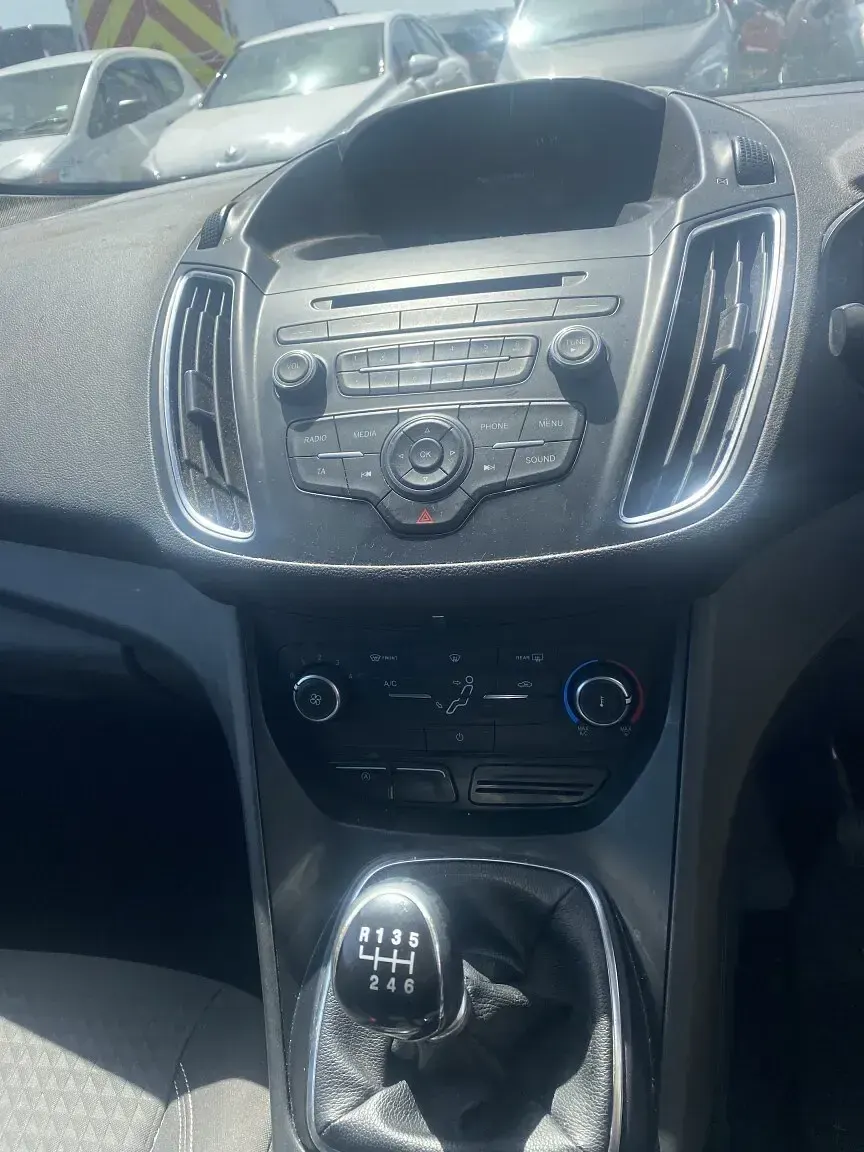 Used Ford Grand C-Max Zetec 125 HP (91 kW) 2016 Grey MPV