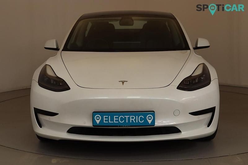 Used Tesla Model 3 Standard Range Plus 177 kW (241 HP) 2021 White Sedan