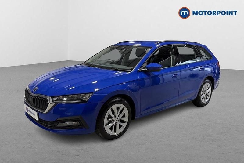 Begagnad Skoda Octavia SE Technology 2023 Blå Kombi