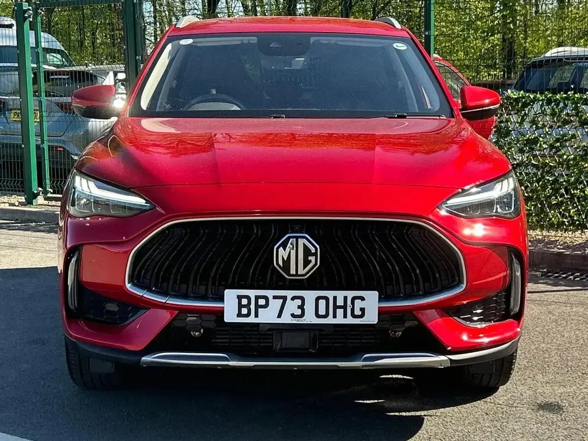 Used MG HS Trophy 162 HP (119 kW) 2023 Red SUV