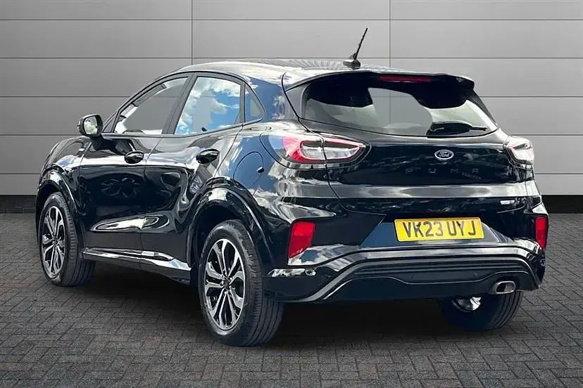 Usado Ford Puma ST-Line 125 CV (91 kW) 2023 Negro SUV