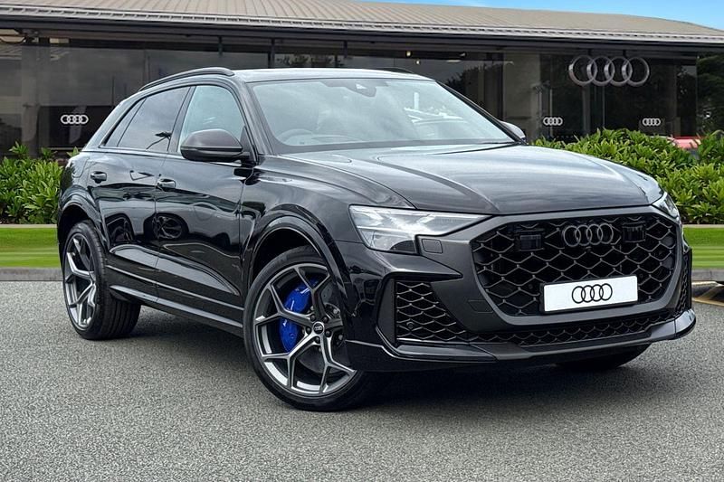 Black New 2025 Audi RS Q8 Performance SUV | £137,450 (Good price) - Image 1/4