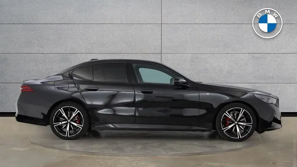 Used BMW 520 M Sport 205 HP (150 kW) 2025 Black