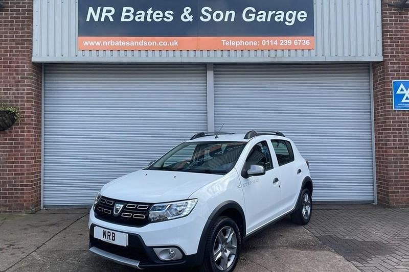Used Dacia Sandero Comfort 90 HP (66 kW) 2020
