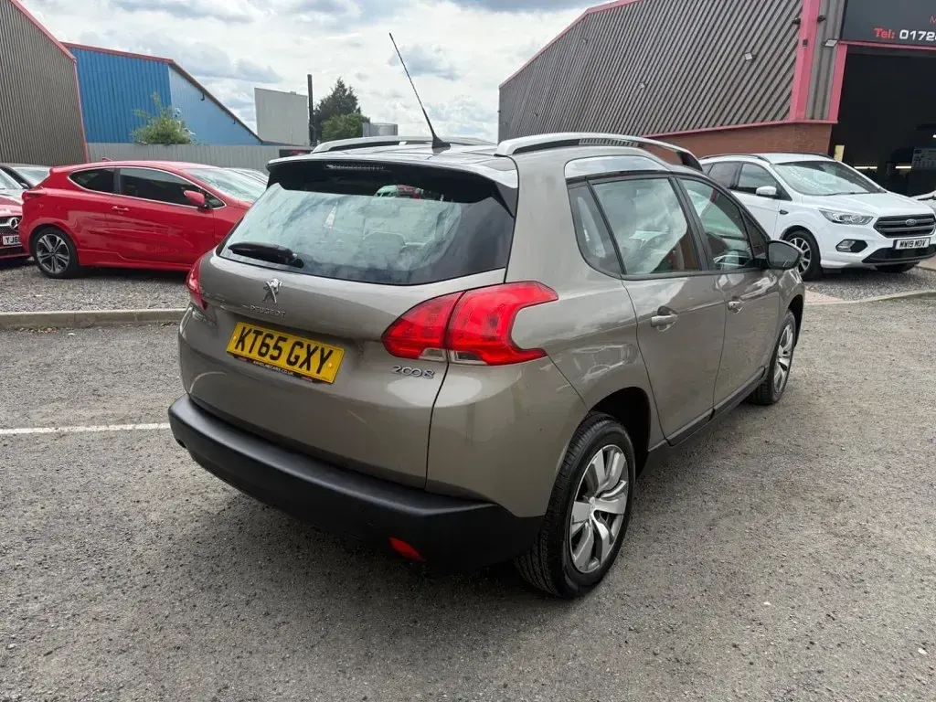 Używany Peugeot 2008 Active 2016 Szary SUV