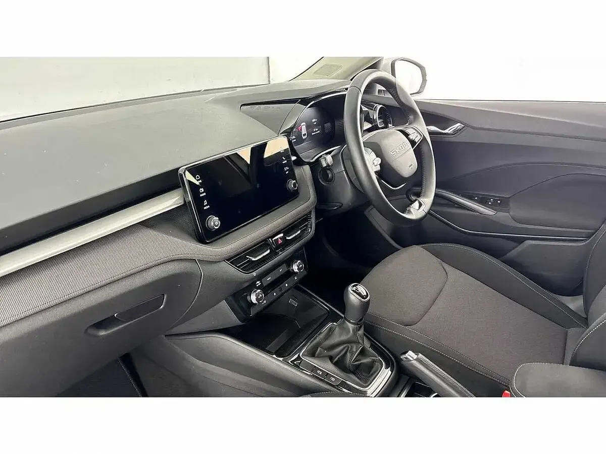Used Skoda Fabia SE 94 HP (69 kW) 2025 Moon white metallic Hatchback