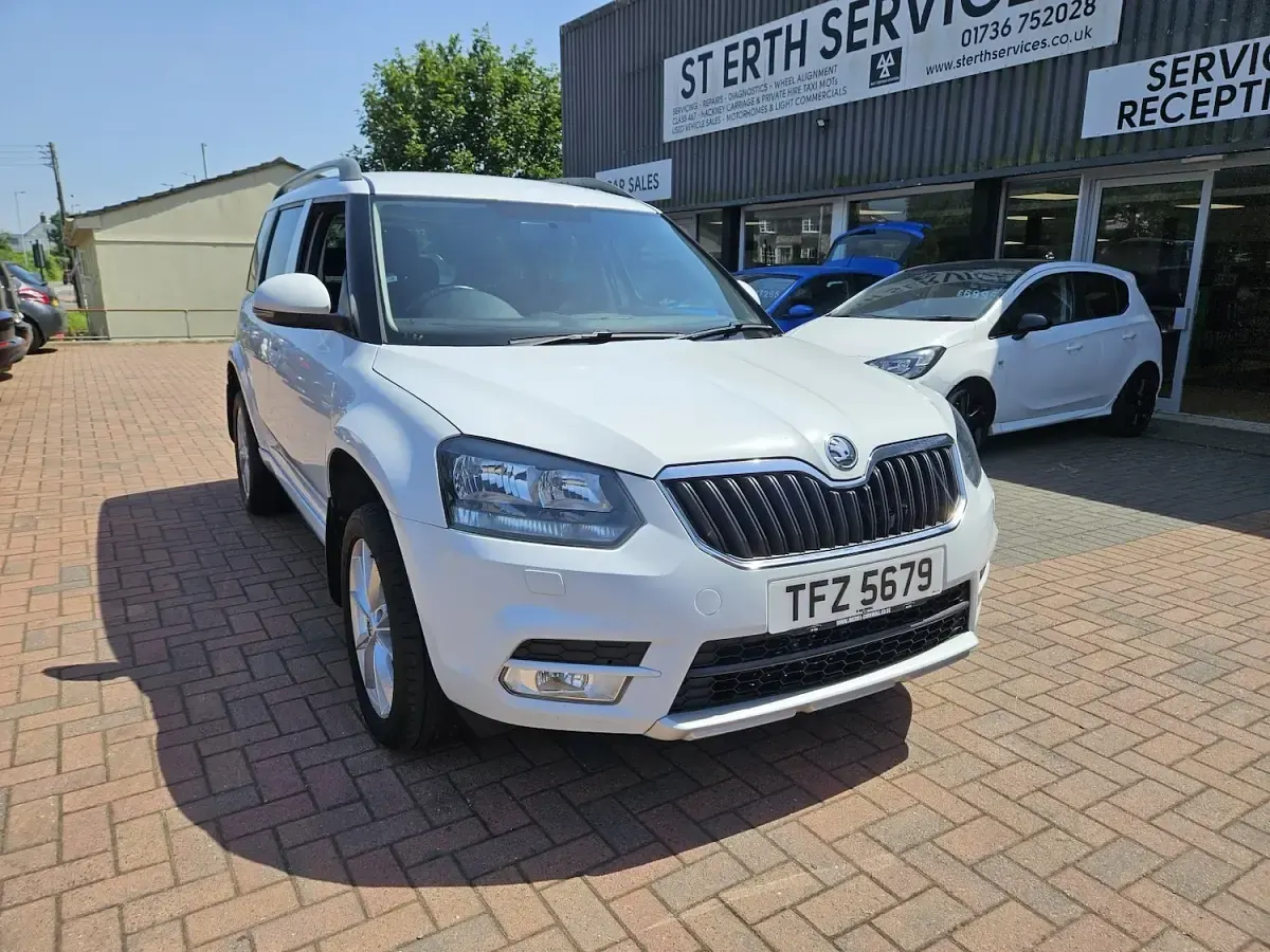 Used Skoda Yeti SE 2014 White SUV