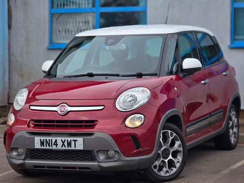 Used Fiat 500L Trekking 85 HP (62 kW) 2014 Red MPV
