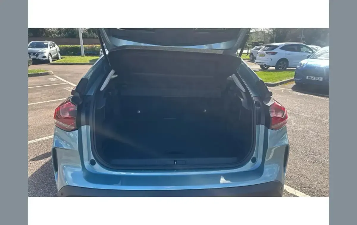 Used Citroën C4 PureTech 128 HP (94 kW) 2023 Blue SUV