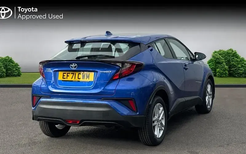 Używany Toyota C-HR 122 KM (89 kW) 2022 Niebieski SUV