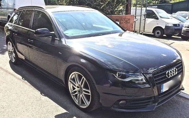 Used Audi A4 Black Edition 143 HP (105 kW) 2010 Black Estate