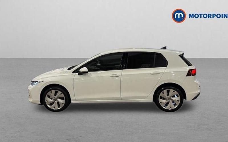 Ny VW Golf VIII Match 150 HK (110 kW) 2025 Vit Halvkombi