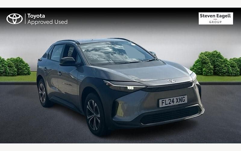 Used 2025 Toyota bZ4X PURE SUV | £27,419 (A bit pricey) - Image 1/4