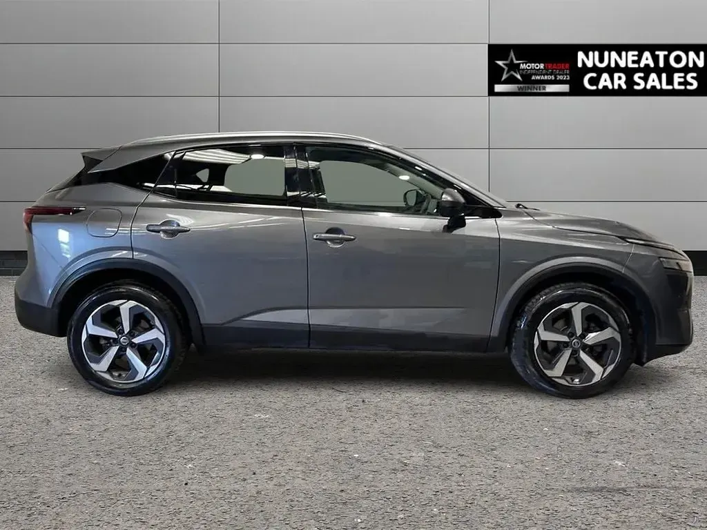 Used Nissan Qashqai S 140 HP (102 kW) 2022 Grey SUV