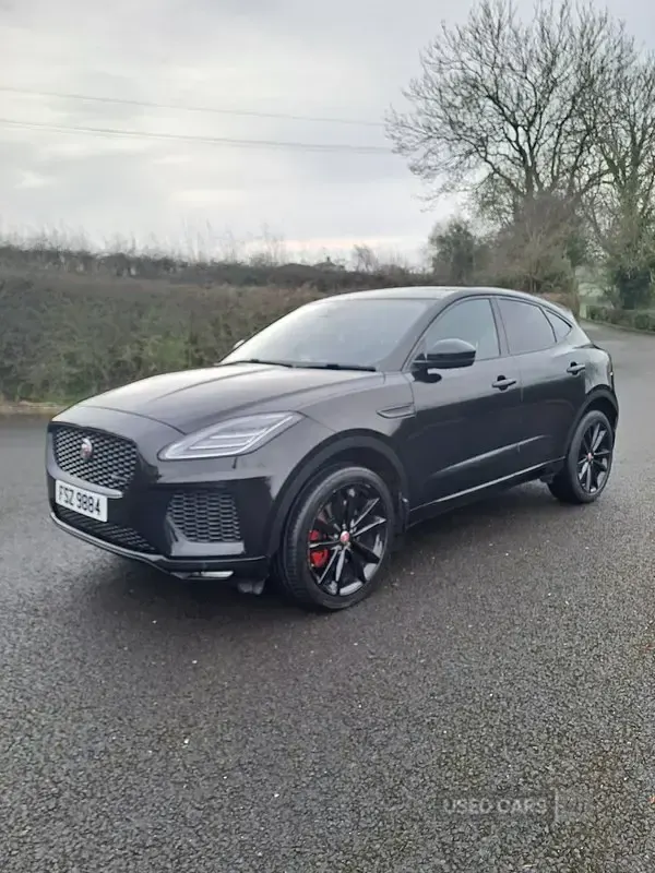 Używany Jaguar E-Pace R-Dynamic 180 KM (132 kW) 2018 Czarny SUV