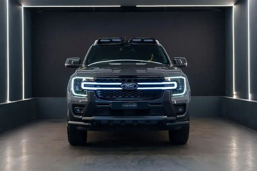 Used Ford Ranger Wildtrack 240 HP (176 kW) 2025 Grey Pickup