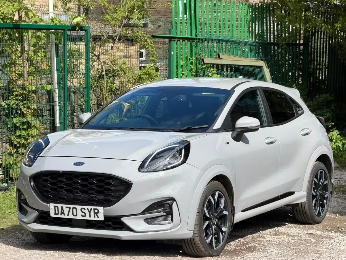 Usado Ford Puma ST-Line X 2020 Cinzento SUV