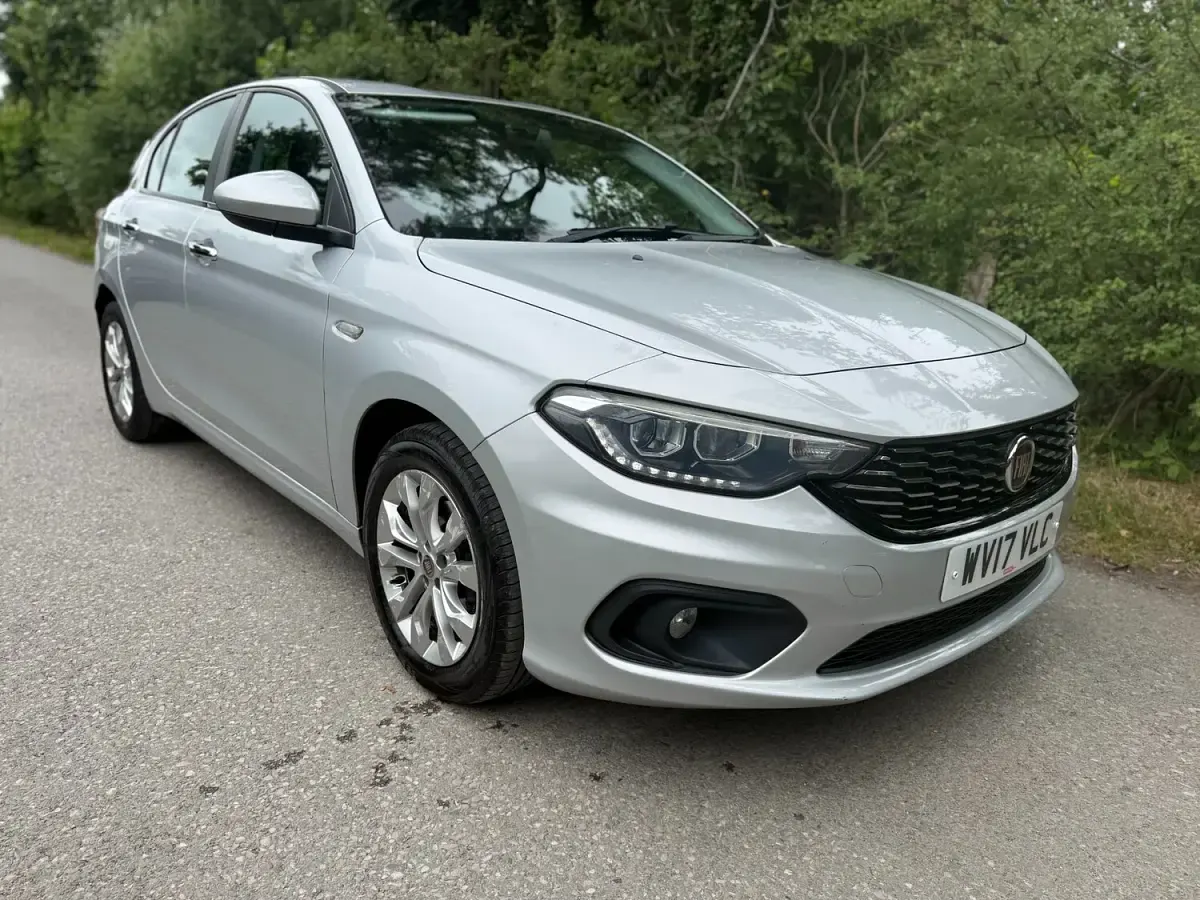 Used Fiat Tipo Easy Plus 2017 Silver Hatchback