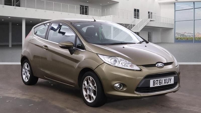 Used Ford Fiesta Zetec 2012 Brown Hatchback