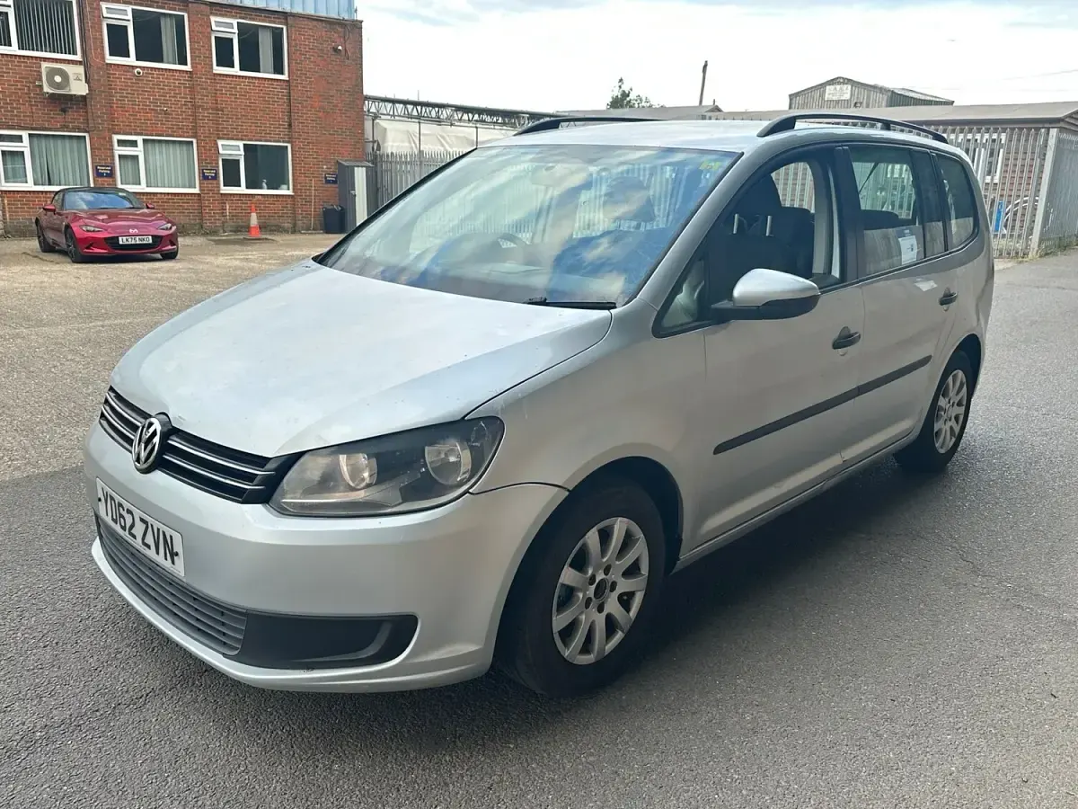 Used VW Touran S 105 HP (77 kW) 2012 Silver MPV