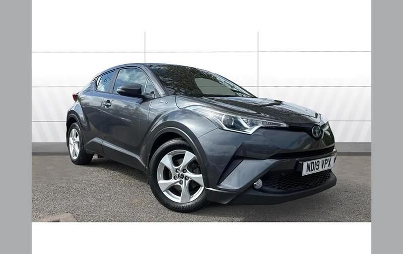 Używany Toyota C-HR 122 KM (89 kW) 2019 SUV