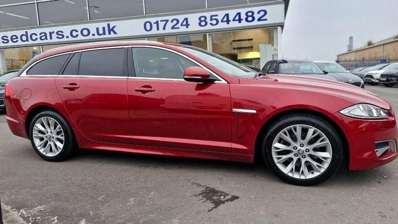Begagnad Jaguar XF 2013 Röd Kombi