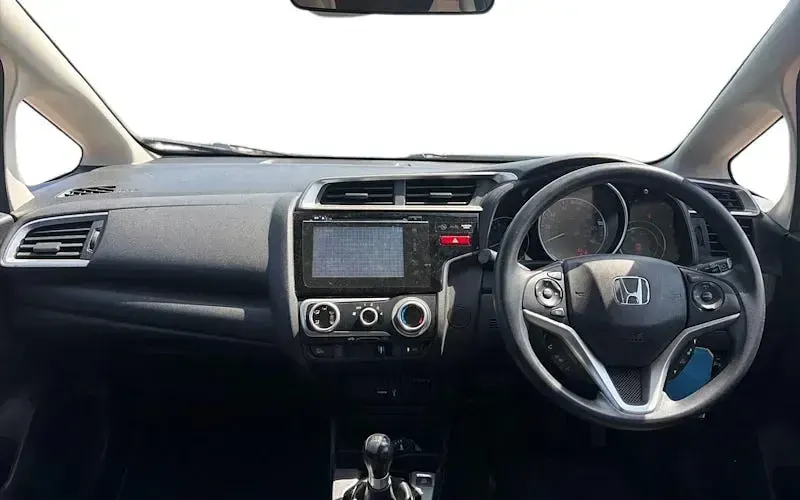 Used Honda Jazz SE 102 HP (75 kW) 2017 Orange Hatchback