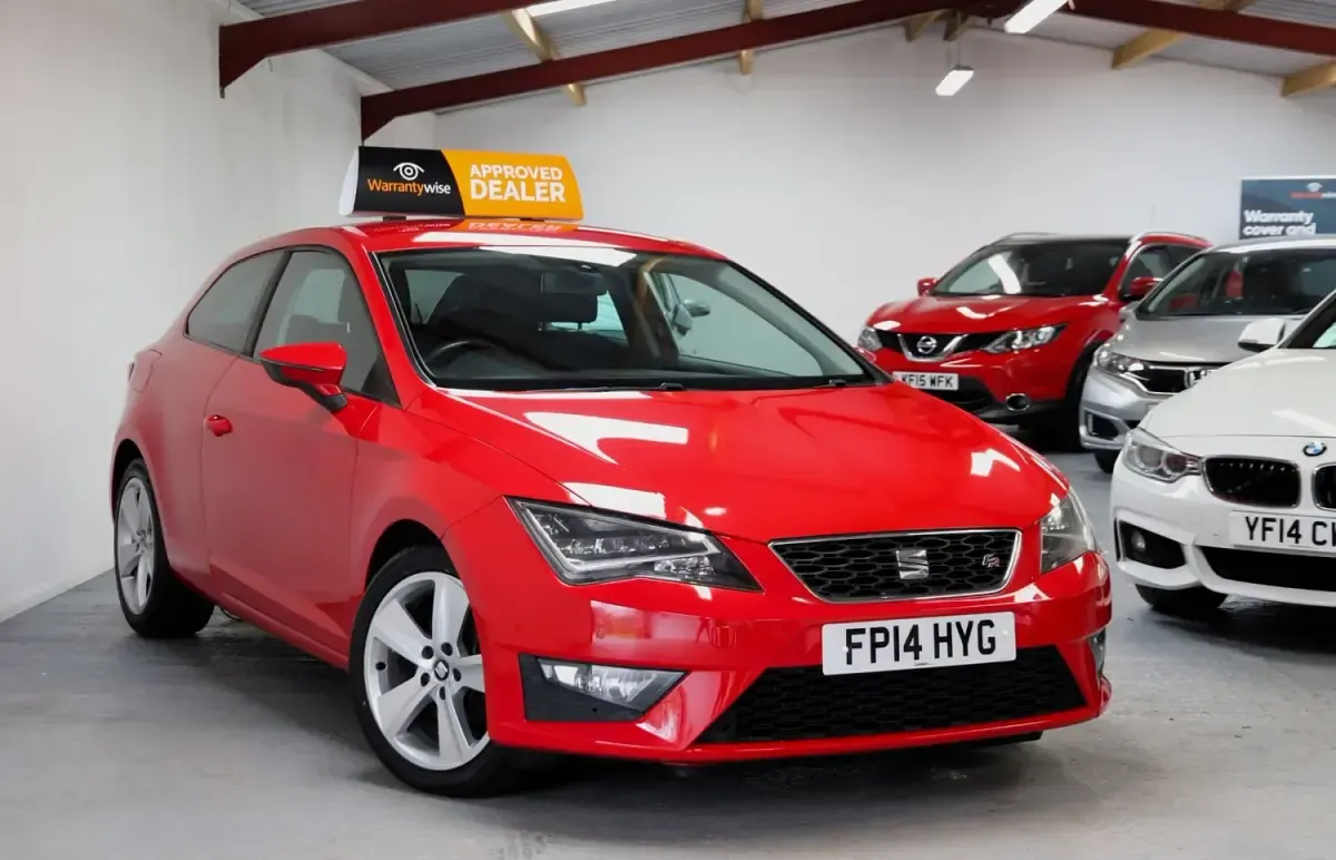 Begagnad Seat Leon FR 2014 Röd Halvkombi
