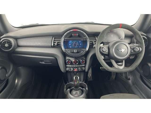 Image 4/4