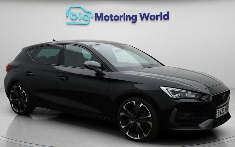 Used 2023 Cupra Leon VZ2 Hatchback | £20,800 (Fair price) - Image 1/4