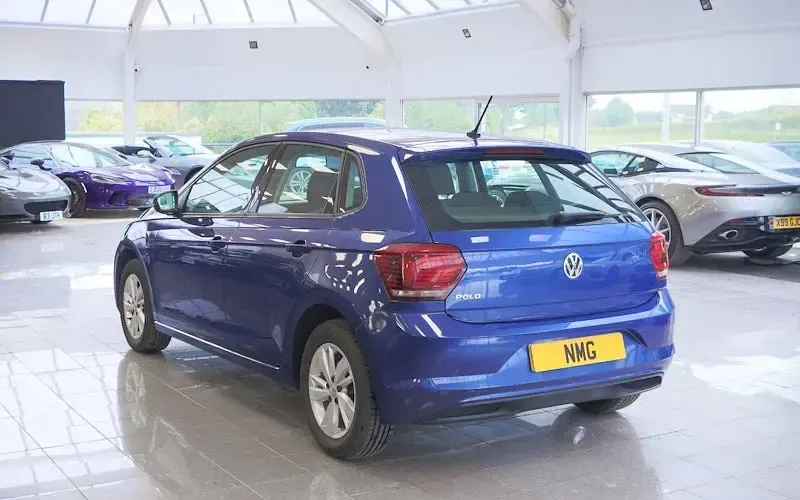 Used VW Polo SE 80 HP (58 kW) 2020 Blue Hatchback