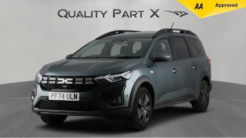 Used Dacia Jogger Expression 140 HP (102 kW) 2024 Green MPV