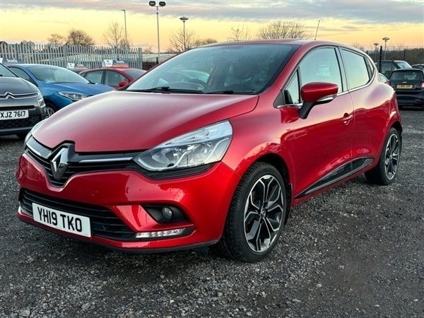 Red Used 2019 Renault Clio IV Iconic Hatchback | £8,500 (Fair price) - Image 1/1