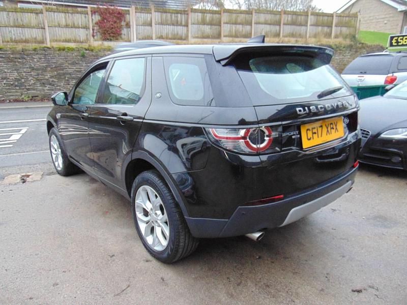 Used Land Rover Discovery Sport Landmark 180 HP (132 kW) 2017 Black SUV